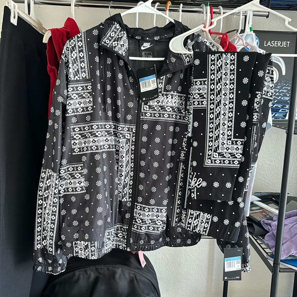 NWT Nike bandana  sweatsuit jacket & legging